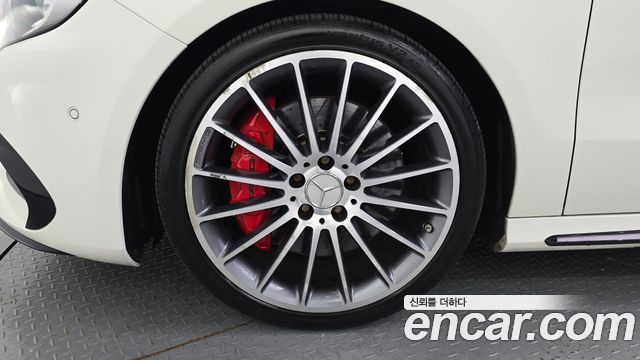 Mercedes-Benz A-Class 2016 — photo 5