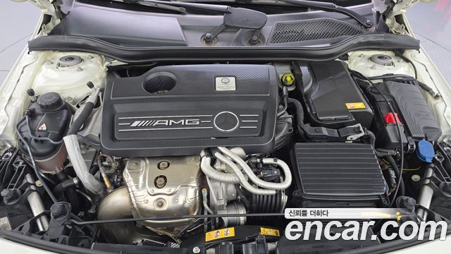 Mercedes-Benz A-Class 2016 — photo 6