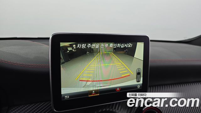 Mercedes-Benz A-Class 2016 — photo 14