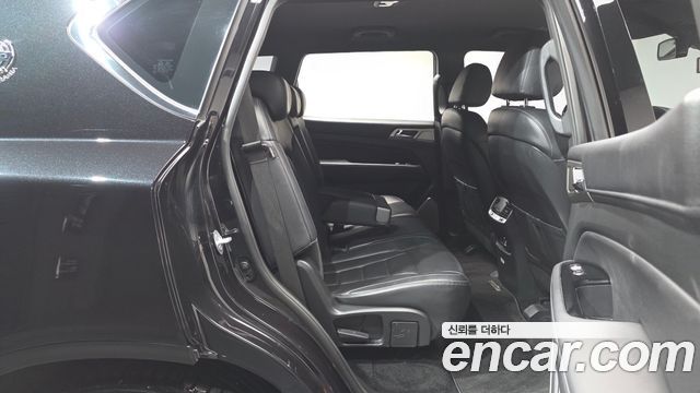 KG Mobility Rexton 2018 — photo 11