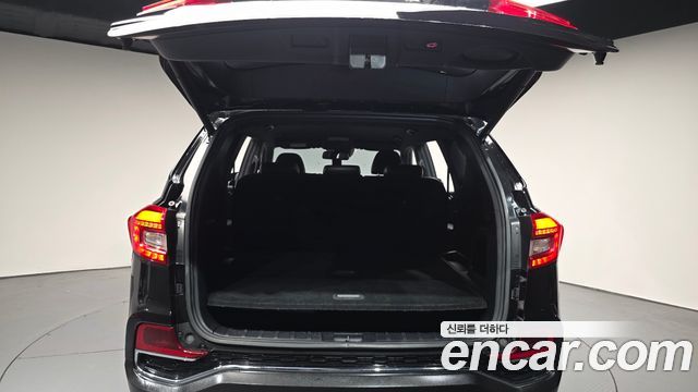 KG Mobility Rexton 2018 — photo 20
