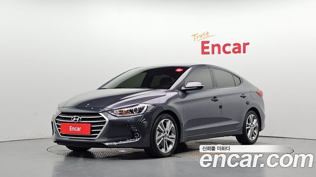 Hyundai AVANTE 2018 — photo 1