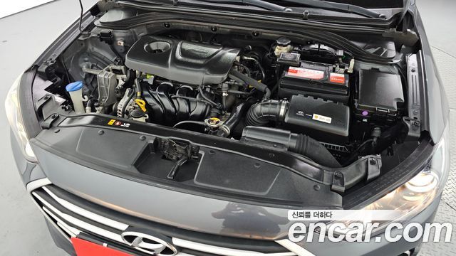 Hyundai AVANTE 2018 — photo 6