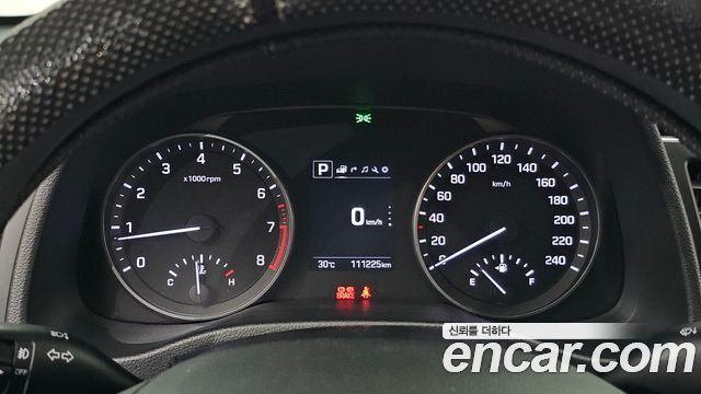Hyundai AVANTE 2018 — photo 8