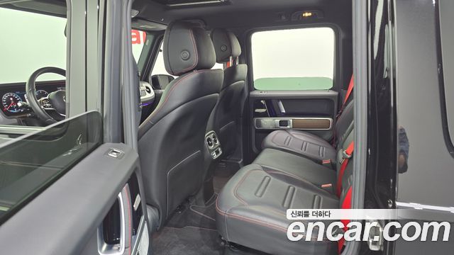 Mercedes-Benz G-Class 2021 — photo 17