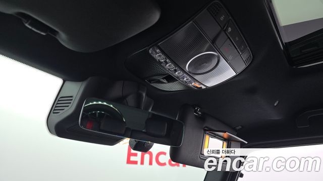 Mercedes-Benz G-Class 2021 — photo 27