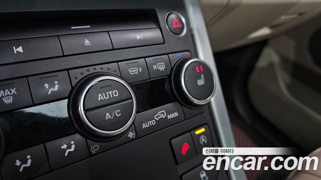 Land Rover Range Rover Evoque 2016 — photo 16