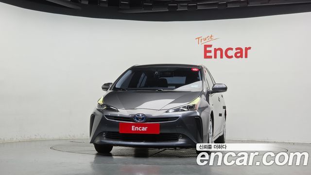 Toyota Prius 2019 — photo 3