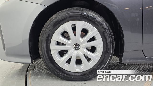 Toyota Prius 2019 — photo 5