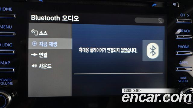 Toyota Prius 2019 — photo 16