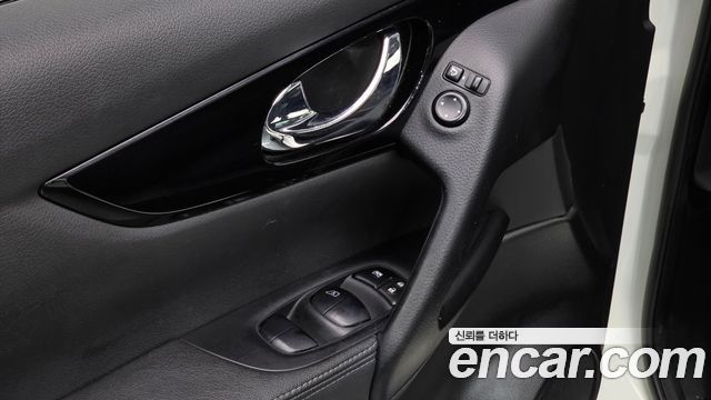 Nissan Qashqai 2016 — photo 16