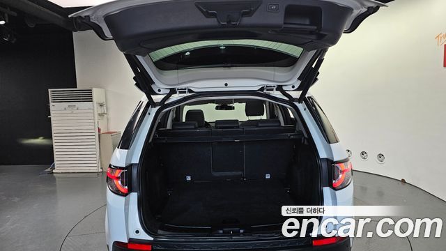 Land Rover Discovery Sport 2019 — photo 20