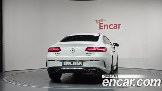 Mercedes-Benz E-Class 2017 — photo 4
