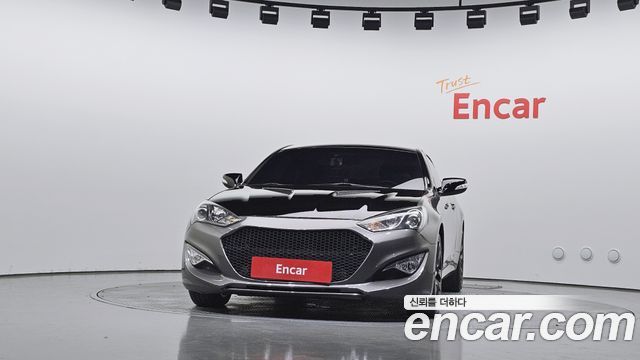 Hyundai Genesis 2012 — photo 3
