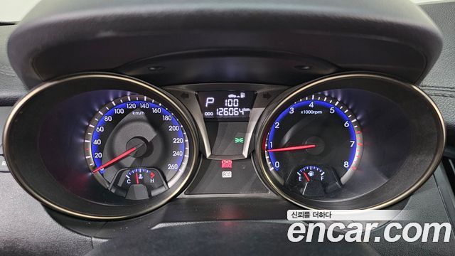 Hyundai Genesis 2012 — photo 8