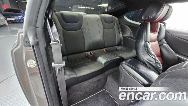 Hyundai Genesis 2012 — photo 11