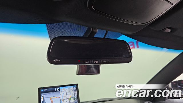 Hyundai Genesis 2012 — photo 18