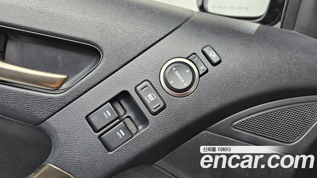 Hyundai Genesis 2012 — photo 19