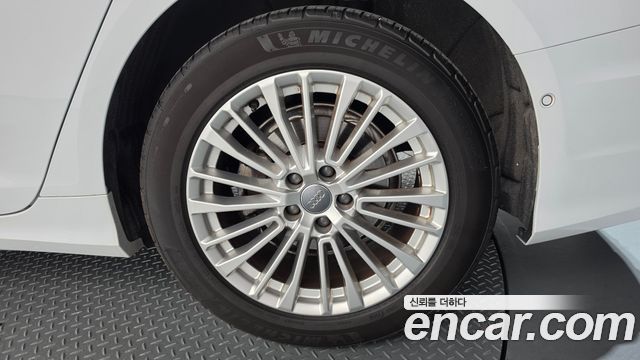 Audi A6 2021 — photo 7