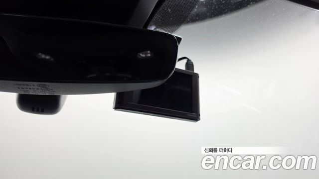 Audi A6 2021 — photo 18