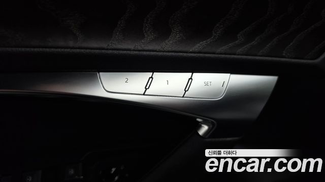 Audi A6 2021 — photo 21