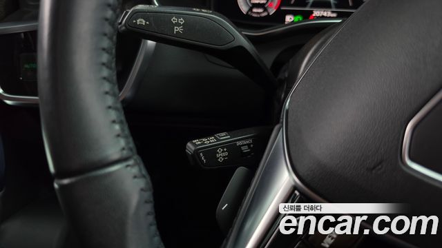 Audi A6 2021 — photo 26
