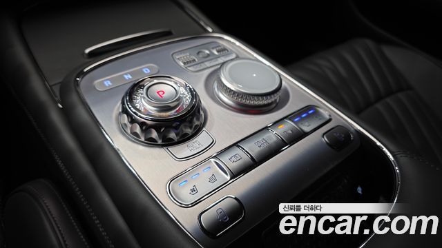 Genesis G90 2023 — photo 12