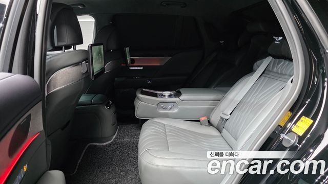 Genesis G90 2023 — photo 17