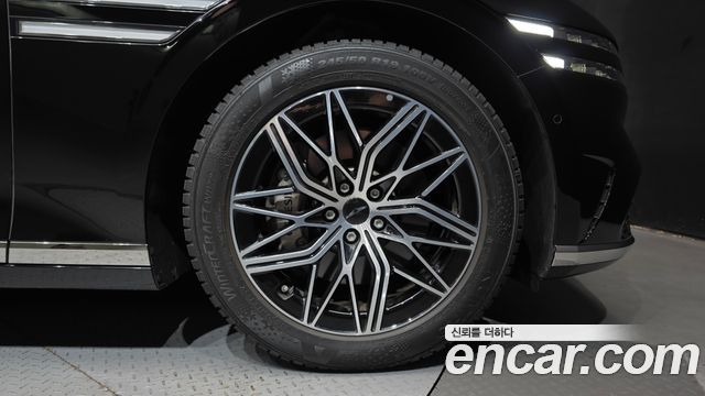 Genesis G90 2023 — photo 7