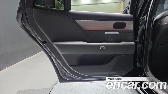 Genesis G90 2023 — photo 15