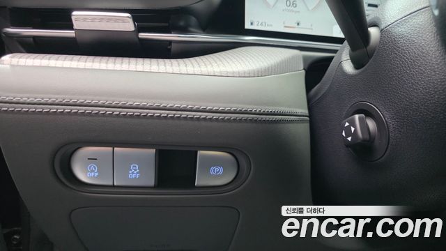 Genesis G90 2023 — photo 29