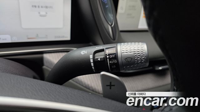 Genesis G90 2023 — photo 30