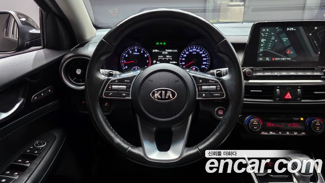 Kia K3 2019 — photo 13