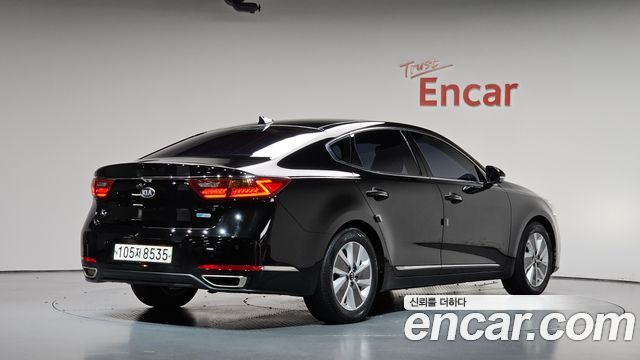 Kia K7 2017 — photo 2