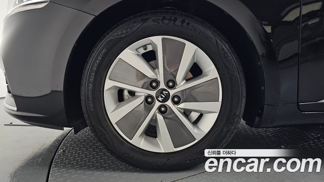 Kia K7 2017 — photo 5