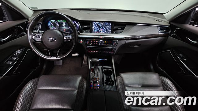 Kia K7 2017 — photo 10