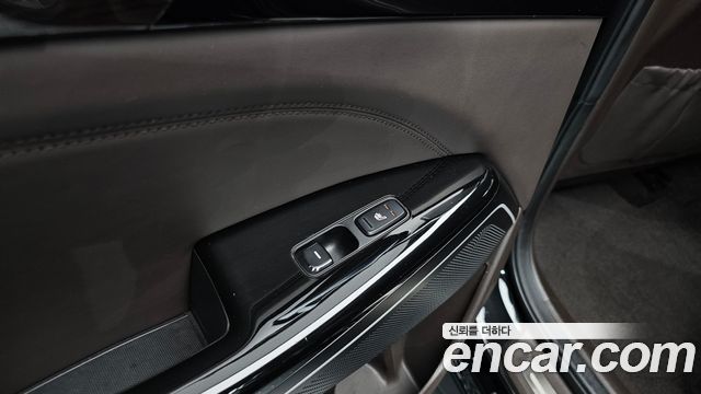 Kia K7 2017 — photo 25