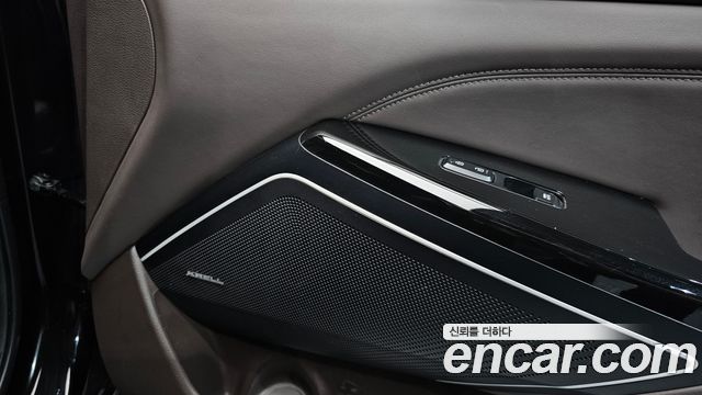 Kia K7 2017 — photo 33