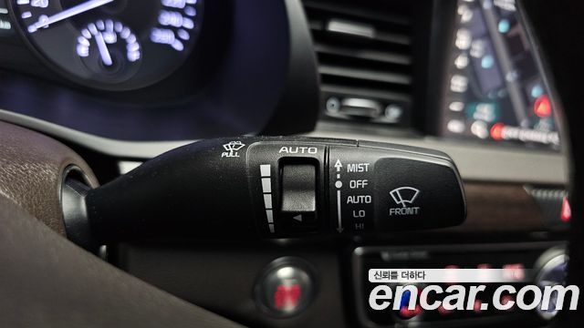 Kia K7 2017 — photo 37