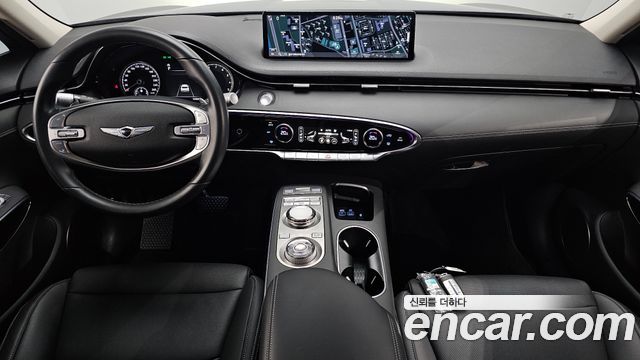 Genesis GV70 2023 — photo 10