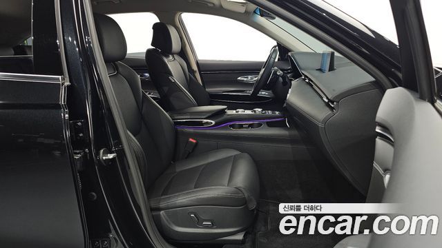 Genesis GV70 2023 — photo 13
