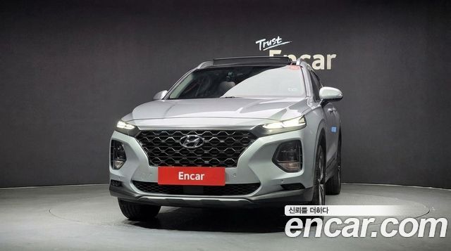 Hyundai Santafe 2019 — photo 3