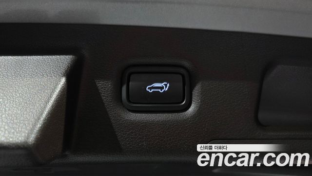 Hyundai Santafe 2019 — photo 34