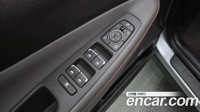 Hyundai Santafe 2019 — photo 35