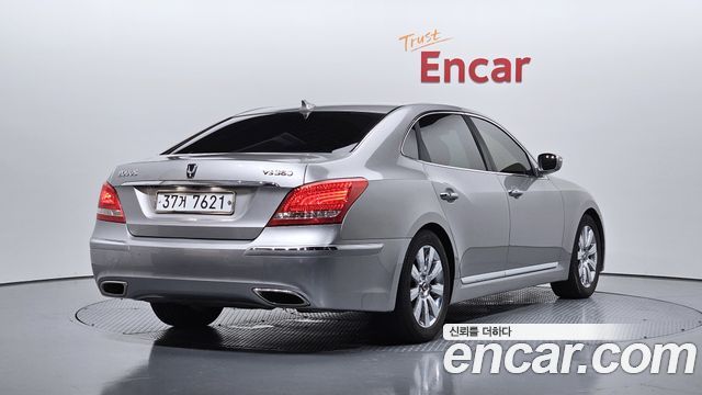 Hyundai Equus 2010 — photo 2
