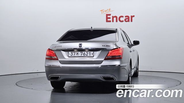 Hyundai Equus 2010 — photo 4