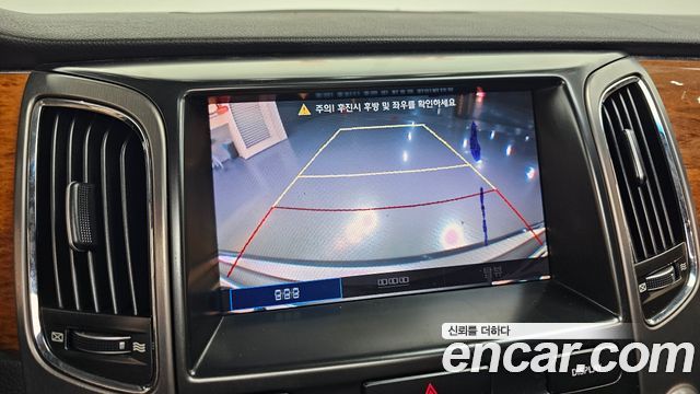 Hyundai Equus 2010 — photo 21