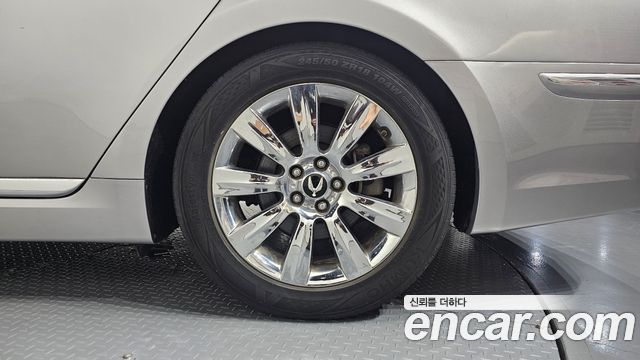Hyundai Equus 2010 — photo 7