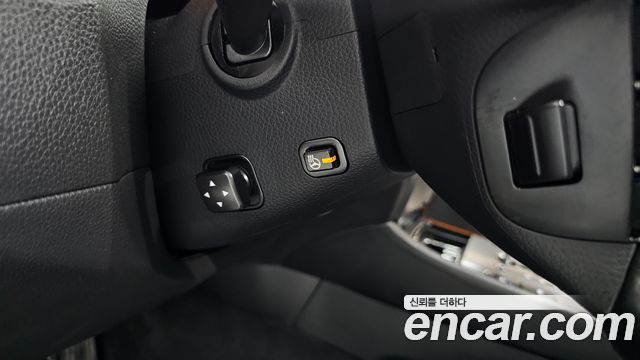 Hyundai Equus 2010 — photo 27