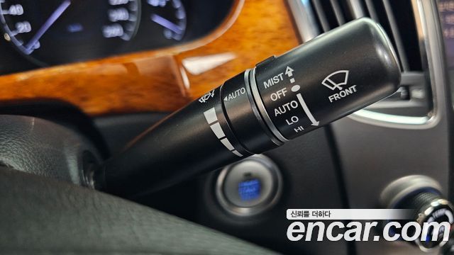 Hyundai Equus 2010 — photo 29